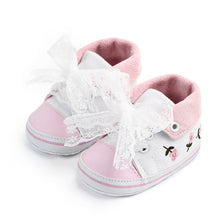 Load image into Gallery viewer, Baby Girl Shoes White Lace Floral Embroidered Soft Shoes Prewalker Walking Toddler Kids Shoes First Walker free shipping