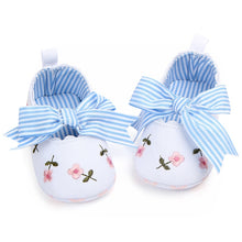 Load image into Gallery viewer, Baby Girl Shoes White Lace Floral Embroidered Soft Shoes Prewalker Walking Toddler Kids Shoes First Walker free shipping