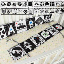 Load image into Gallery viewer, Sensory Cloth Book High Contrast Baby Toys 0 12 Months Newborn Crib Toys Black and White Animal Cloth Books Montessori Baby Book