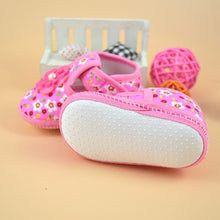 Load image into Gallery viewer, Newborn Baby Girl Soft Sole Crib Toddler Shoes Canvas Sneaker Toddler Zapatos Baby Boy Shoes Sneakers Canvas Sneaker