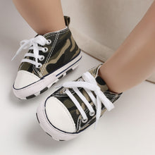 Load image into Gallery viewer, Classic Flash Baby Shoes Infant Boys Girls Sports Shoes Crib Shoes Toddlers Soft Sole Anti-slip First Walkers Baby Sneakers