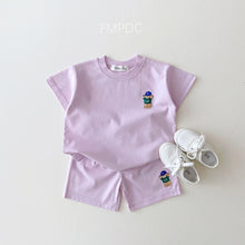 Load image into Gallery viewer, Korean Baby Boy Summer Clothes Set Embroidered Bear Colorful Tees T shirts+Loose Shorts Suit 2PCS Pack Baby Girls Clothing Sets