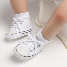 Load image into Gallery viewer, Classic Flash Baby Shoes Infant Boys Girls Sports Shoes Crib Shoes Toddlers Soft Sole Anti-slip First Walkers Baby Sneakers
