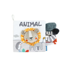 Load image into Gallery viewer, Sensory Cloth Book High Contrast Baby Toys 0 12 Months Newborn Crib Toys Black and White Animal Cloth Books Montessori Baby Book