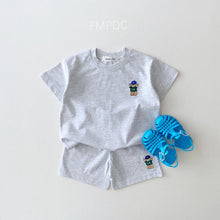 Load image into Gallery viewer, Korean Baby Boy Summer Clothes Set Embroidered Bear Colorful Tees T shirts+Loose Shorts Suit 2PCS Pack Baby Girls Clothing Sets