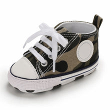 Load image into Gallery viewer, Classic Flash Baby Shoes Infant Boys Girls Sports Shoes Crib Shoes Toddlers Soft Sole Anti-slip First Walkers Baby Sneakers