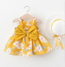 Load image into Gallery viewer, 2pcs Summer Baby Girls Beach Princess Dress Cute Bow Flowers Sleeveless Cotton Toddler Dresses+Sunhat Newborn Clothing Set